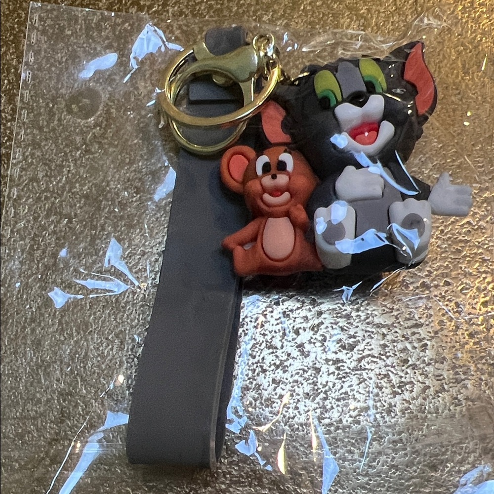 #1176+Tom and Jerry Keychain with Gray Strap 50+ Years Announcement - Picture 1 of 12